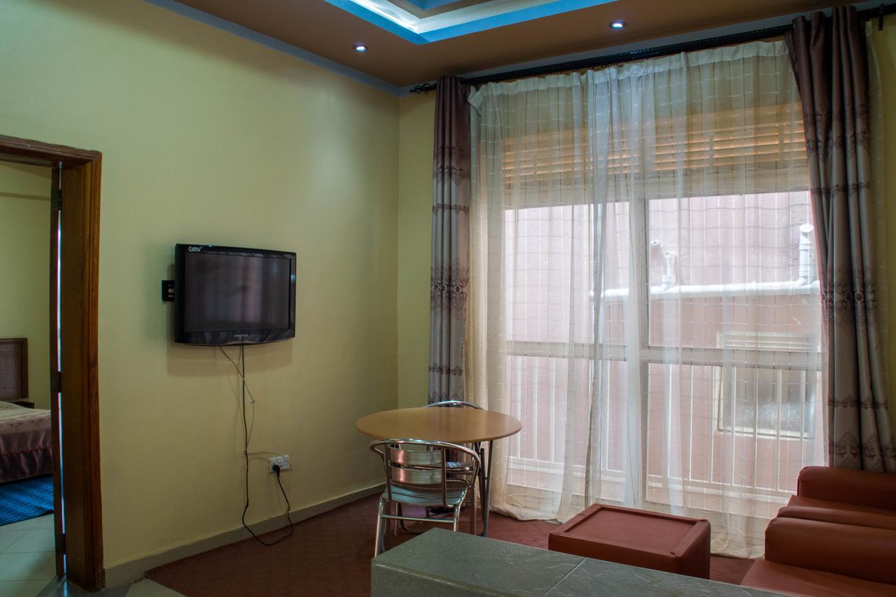 Pelikan Hotel Mbarara ภายนอก รูปภาพ