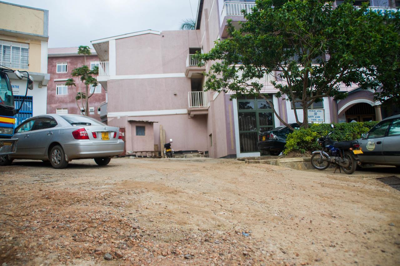 Pelikan Hotel Mbarara ภายนอก รูปภาพ