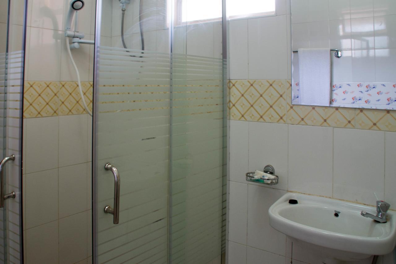 Pelikan Hotel Mbarara ภายนอก รูปภาพ